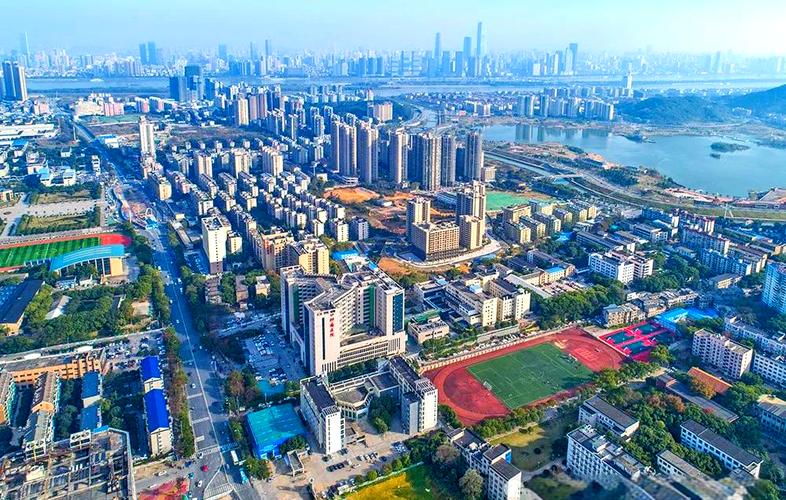 湖南省肿瘤医院计划建设新院区,并考虑引进质子中心技术